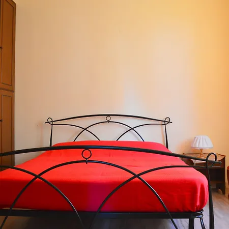 Guest house Il Giardino Nel Parco R&b 4*