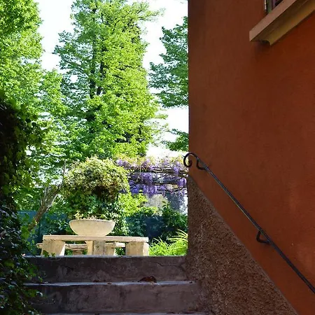 Pensionat Il Giardino Nel Parco R&b